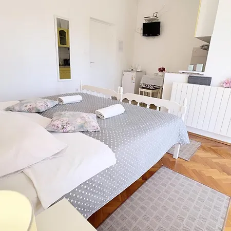 Marijana Apartment *